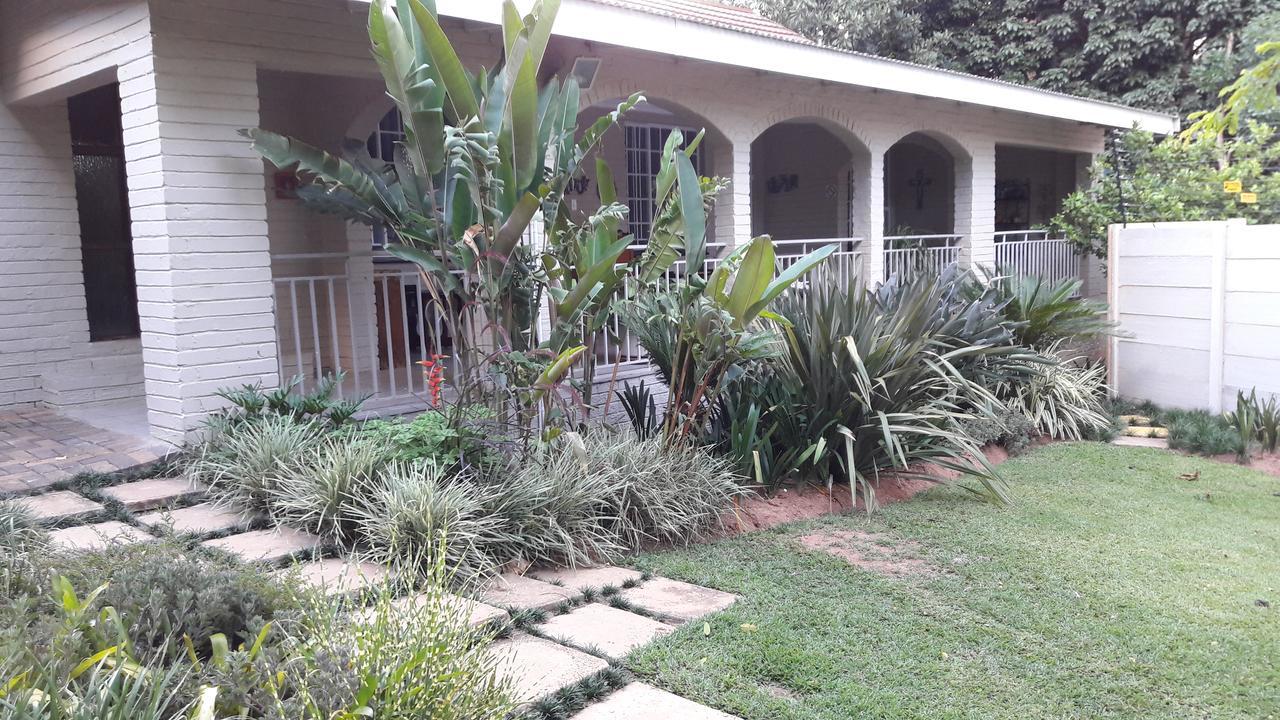 Js Inn Mbombela Extérieur photo