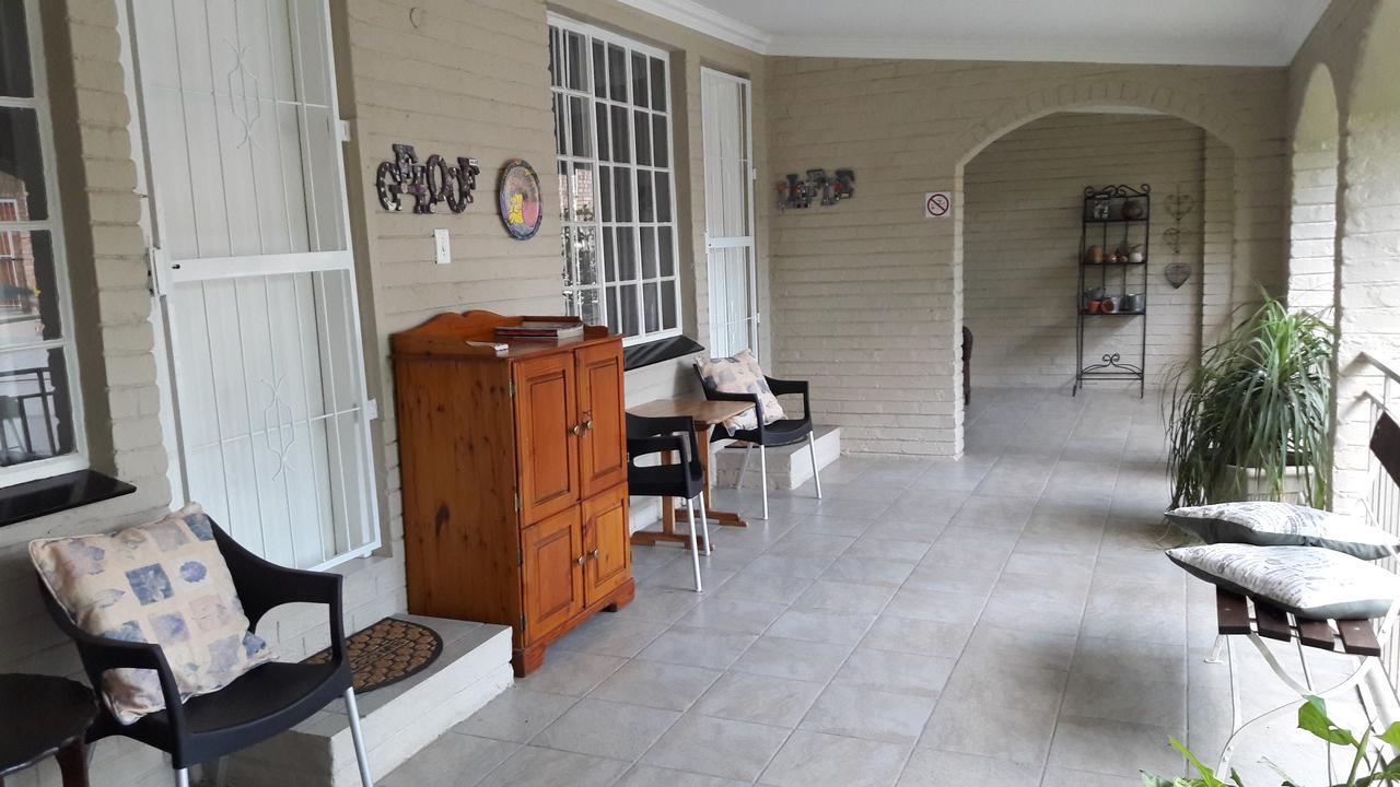 Js Inn Mbombela Extérieur photo